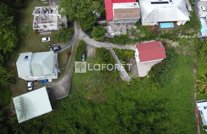 Vente Terrain 678m&sup2; Les Abymes