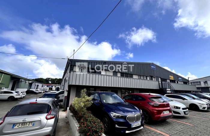 Vente Bureaux 66.17m&sup2; Baie Mahault