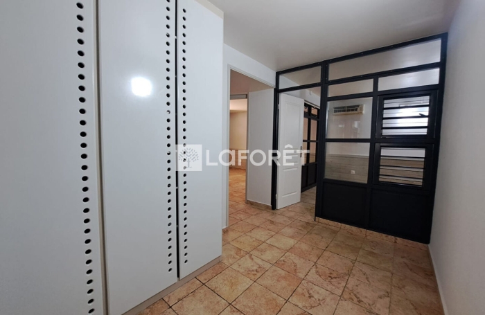 Location Appartement 72.49m&sup2; 3 pi&egrave;ces Baie Mahault