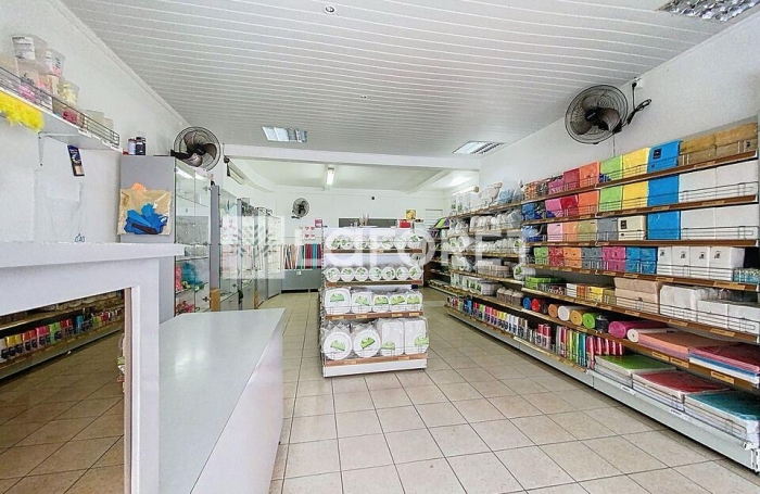 Vente Immeuble 139.55m&sup2; 6 pi&egrave;ces Basse-Terre