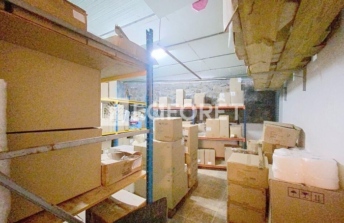 Vente Immeuble 139.55m&sup2; 6 pi&egrave;ces Basse-Terre