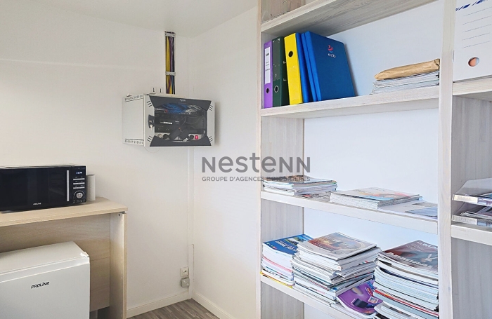 Location Local commercial 106m&sup2; 5 pi&egrave;ces Baie Mahault