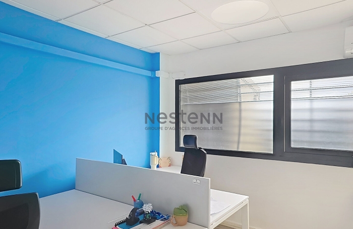 Location Local commercial 106m&sup2; 5 pi&egrave;ces Baie Mahault
