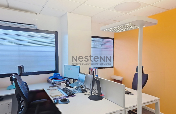 Location Local commercial 106m&sup2; 5 pi&egrave;ces Baie Mahault