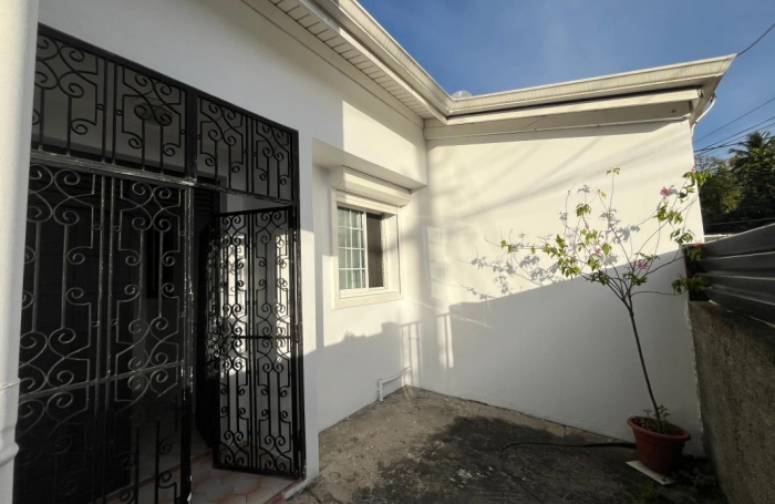 Vente Maison 100.28m&sup2; 4 pièces Les Abymes