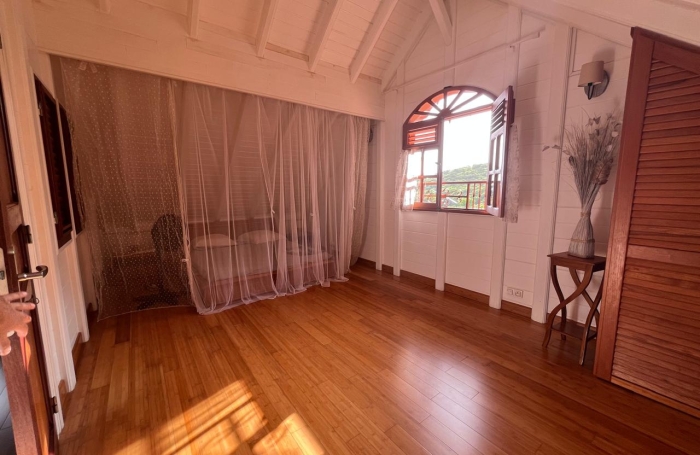 Vieux-Fort   Grande maison familiale, superbe vue, piscine et studios