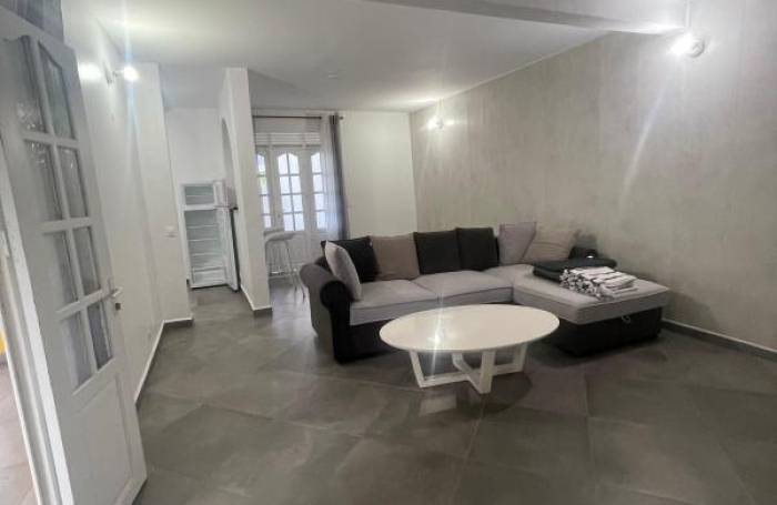 Location Appartement 62m&sup2; 2 pièces Les Abymes