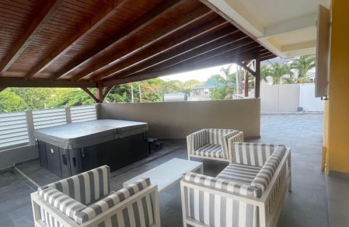 Location Appartement 62m&sup2; 2 pièces Les Abymes