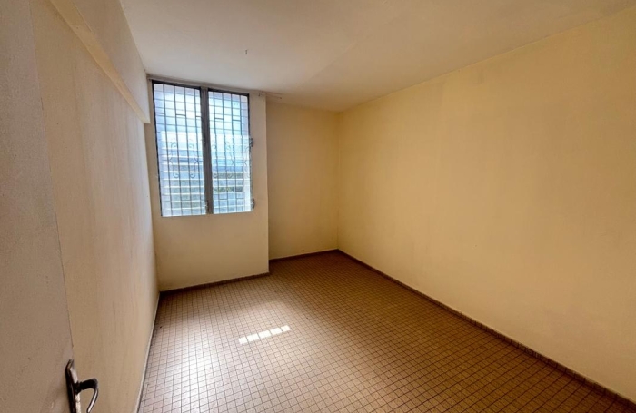 Vente Appartement 63.81m&sup2; 4 pièces Basse-Terre