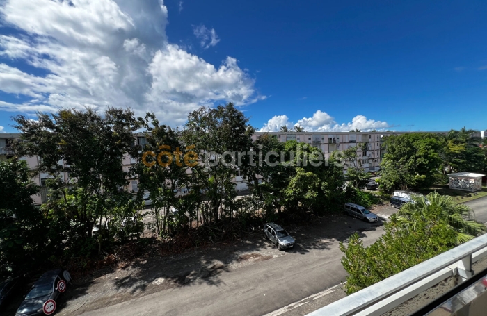 Vente Appartement 69.5m&sup2; 5 pi&egrave;ces Les Abymes