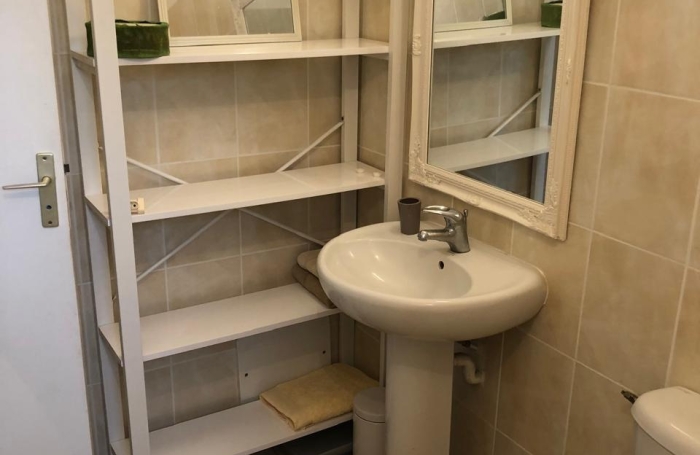 VILLA F 4 AVEC PISICNE JARDIN ET ENTRETIEN PISCINE INCLUS