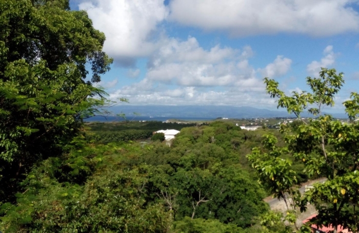SPACIEUX HAUT DE VILLA MEUBLE F6  DANS PROPRI&Eacute;T&Eacute; PRIVEE