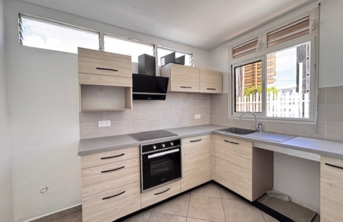 Maison r&eacute;nov&eacute;e sur la commune du Moule ! LONGFORT IMMOBILIER