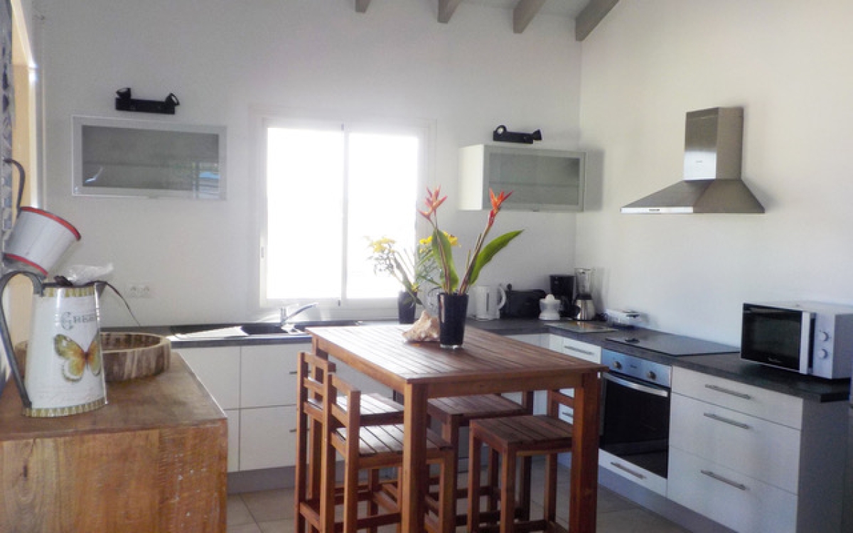 VILLA MEUBLEE GOLF /PISCINE JARDIN