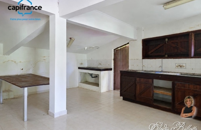 Vente Immeuble 984m&sup2; 19 pièces Trois Rivi&egrave;res