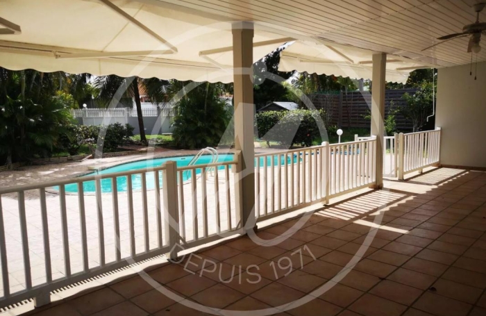 Location Maison 97122