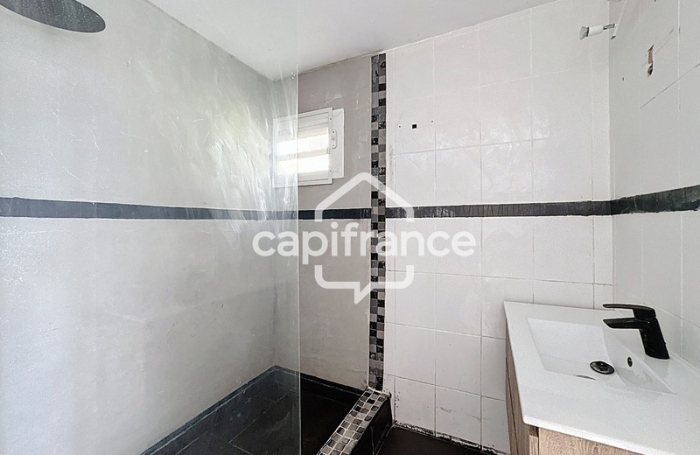 Vente Maison 380m&sup2; 11 pièces Les Abymes