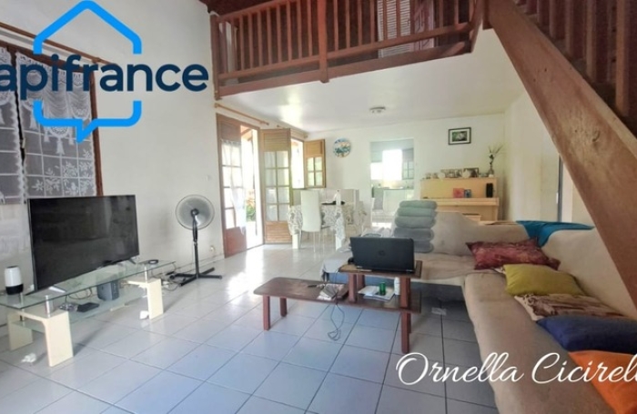 Vente Maison 97m&sup2; 4 pièces Les Abymes