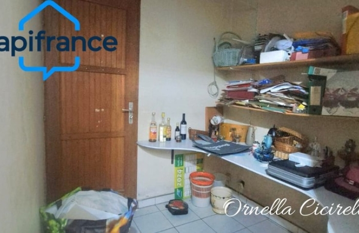Vente Maison 97m&sup2; 4 pièces Les Abymes