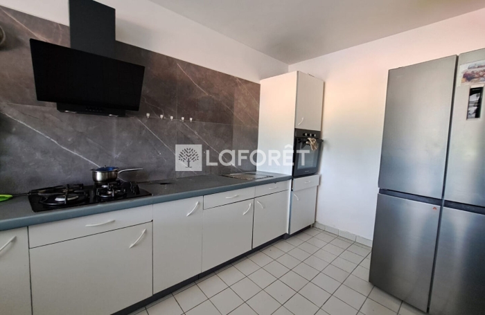 Vente Appartement 79.29m&sup2; 4 pi&egrave;ces Baie Mahault