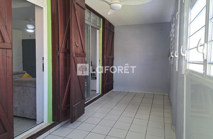 Vente Appartement 79.29m&sup2; 4 pi&egrave;ces Baie Mahault