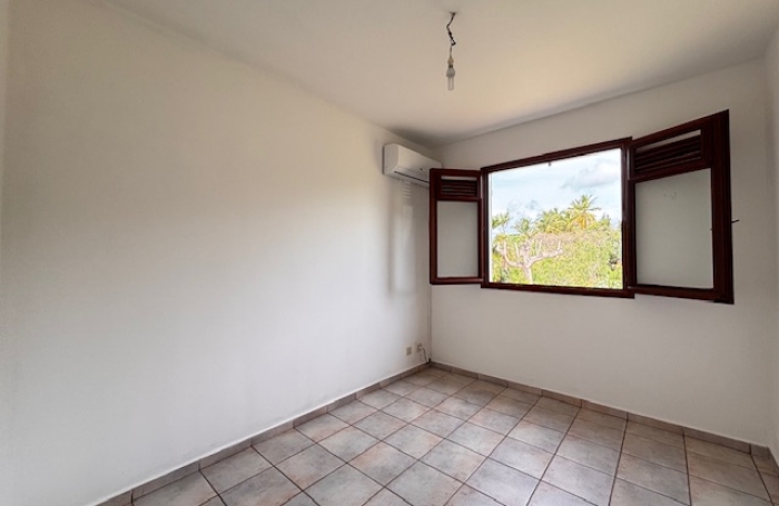 Maison individuelle &agrave; Sainte-Anne avec votre agence Longfort Immobilier