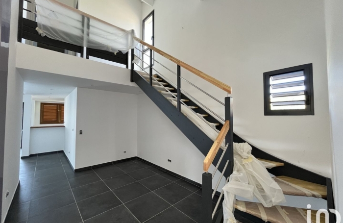 Vente Appartement 75m&sup2; 3 pièces Vieux Fort