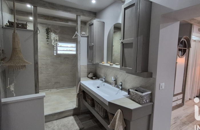 Vente Maison 188m&sup2; 8 pièces Vieux Habitants