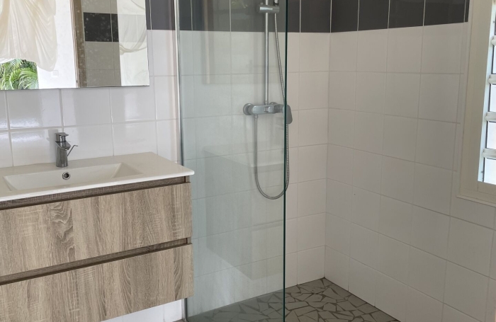 Location Maison 89m&sup2; 3 pièces Deshaies