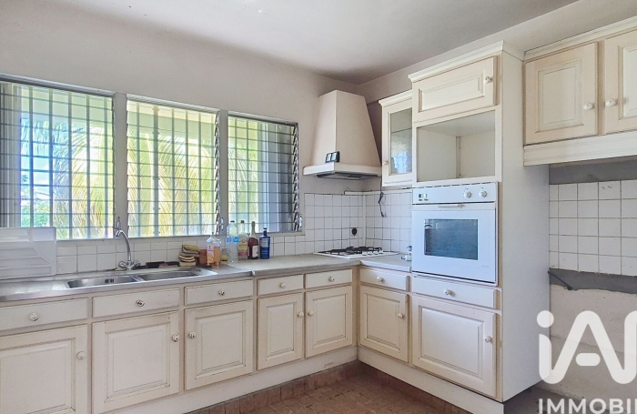 Vente Maison 184m&sup2; 5 pièces Les Abymes