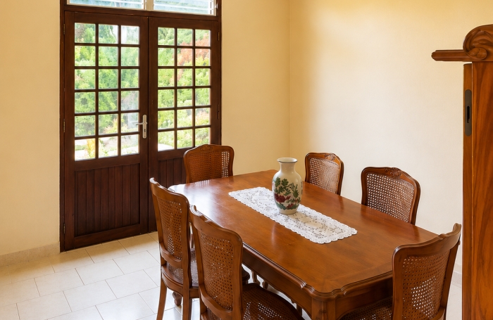Vente Maison 184m&sup2; 5 pièces Les Abymes