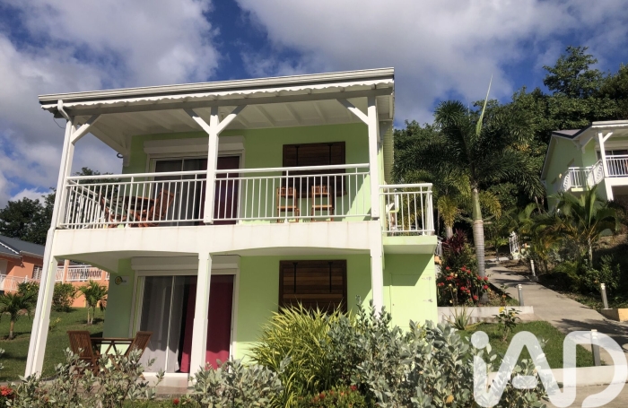 Vente Maison 128m&sup2; 8 pièces Pointe-Noire