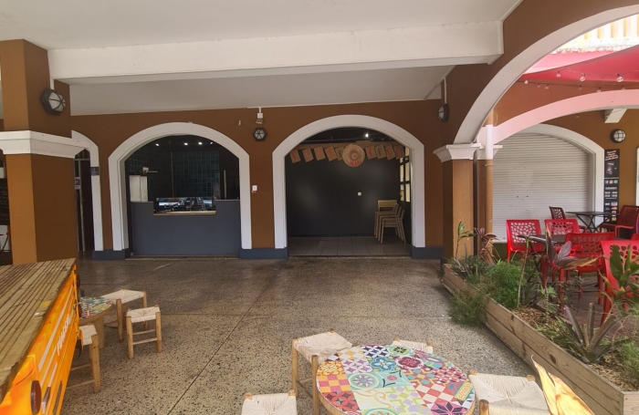 Vente Local commercial 94m&sup2; Saint Fran&ccedil;ois