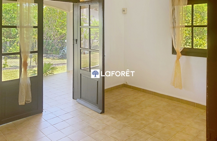 Location Maison 150m&sup2; 5 pi&egrave;ces Gosier
