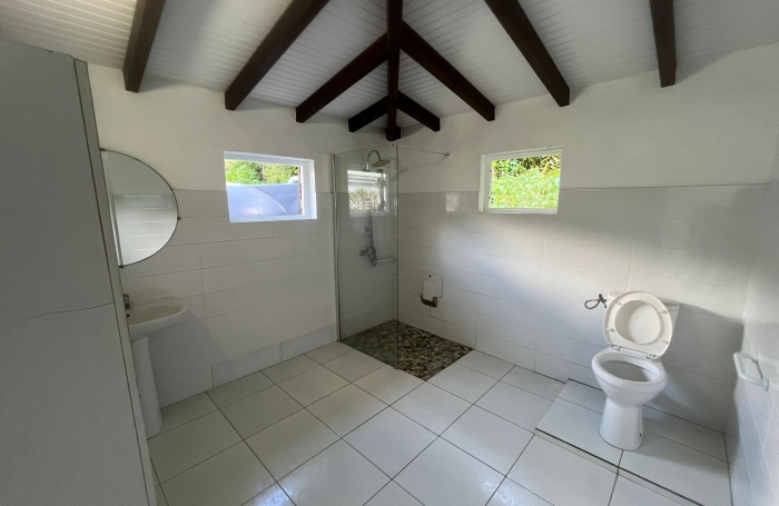 A louer - Maison individuelle F3   Beausoleil, Les Abymes