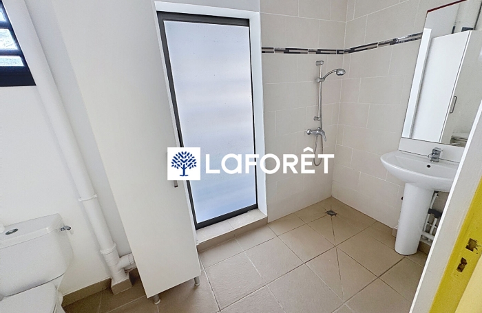 Location Appartement 53.6m&sup2; 3 pi&egrave;ces Saint Fran&ccedil;ois