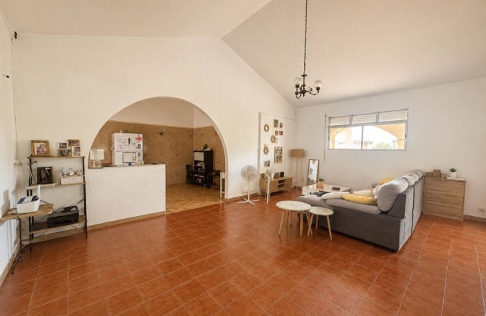 Vente Maison 207.67m&sup2; 8 pièces Baillif