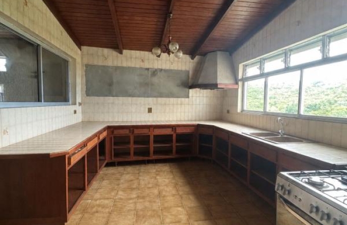 Vente Maison 207.67m&sup2; 8 pièces Baillif