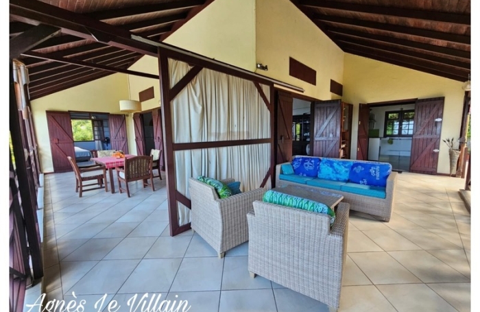 Vente Maison 263m&sup2; 15 pièces Pointe-Noire
