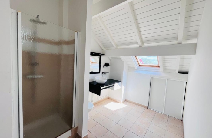 Vente Appartement 112m&sup2; 4 pièces Petit-Bourg