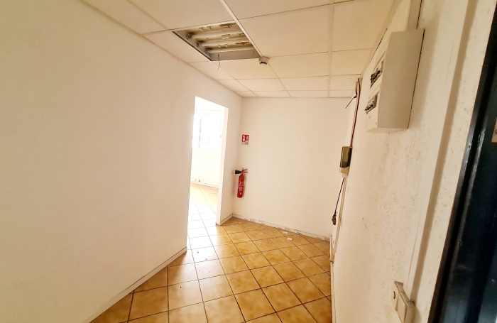 Bureaux &agrave; louer &agrave; Grand Camp