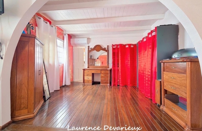 Vente Maison 200m&sup2; 5 pièces Saint Claude