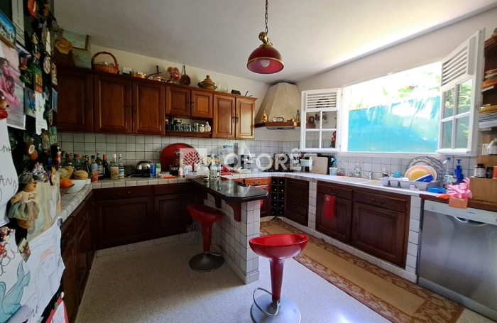 Vente Maison 197.15m&sup2; 6 pi&egrave;ces Saint Claude