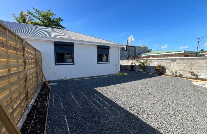 Vente Maison 74.48m&sup2; 3 pièces Basse-Terre