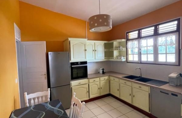 Location Maison 130m&sup2; 5 pièces Gosier