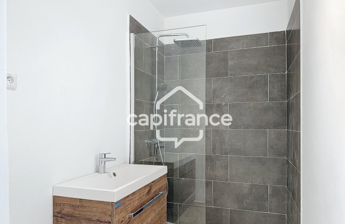 Vente Immeuble 529m&sup2; 18 pièces Saint Fran&ccedil;ois