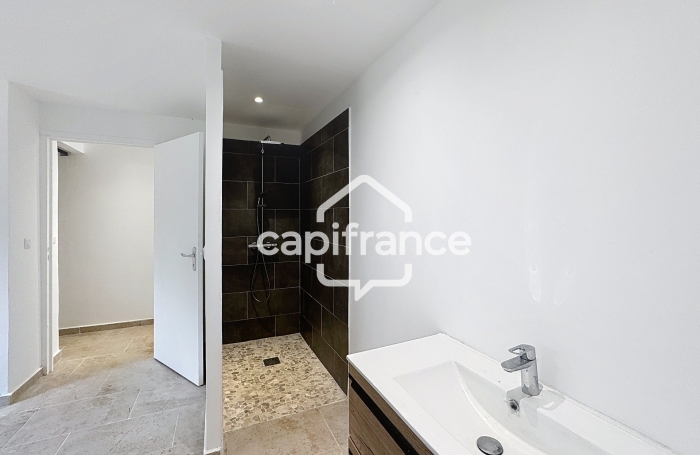 Vente Immeuble 529m&sup2; 18 pièces Saint Fran&ccedil;ois