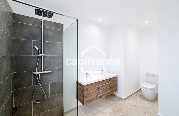 Vente Immeuble 529m&sup2; 18 pièces Saint Fran&ccedil;ois