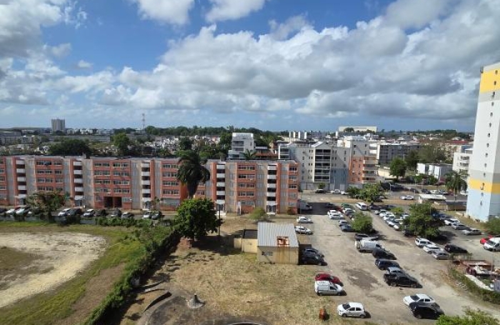 Vente Appartement 72m&sup2; 4 pièces Pointe-&agrave;-Pitre