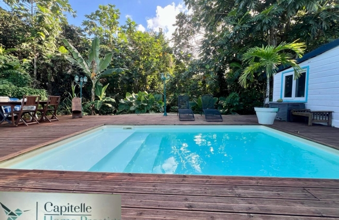 Sainte Rose belle Villa T4 de 110m2 sur 500m2 de terrain avec piscine